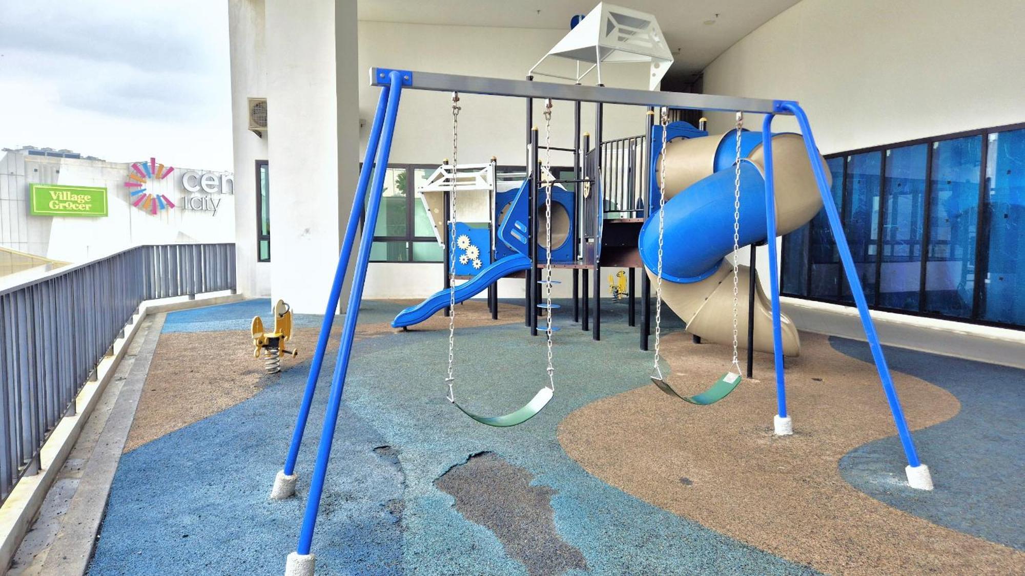 Apartment I-city Free Wifi 55inch Smarttv Car Park Fit 5pax Shah Alam