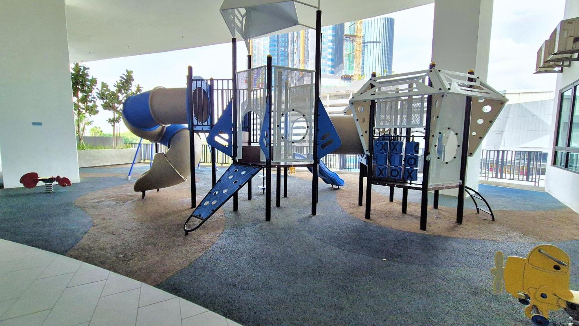 Apartment I-city Free Wifi 55inch Smarttv Car Park Fit 5pax