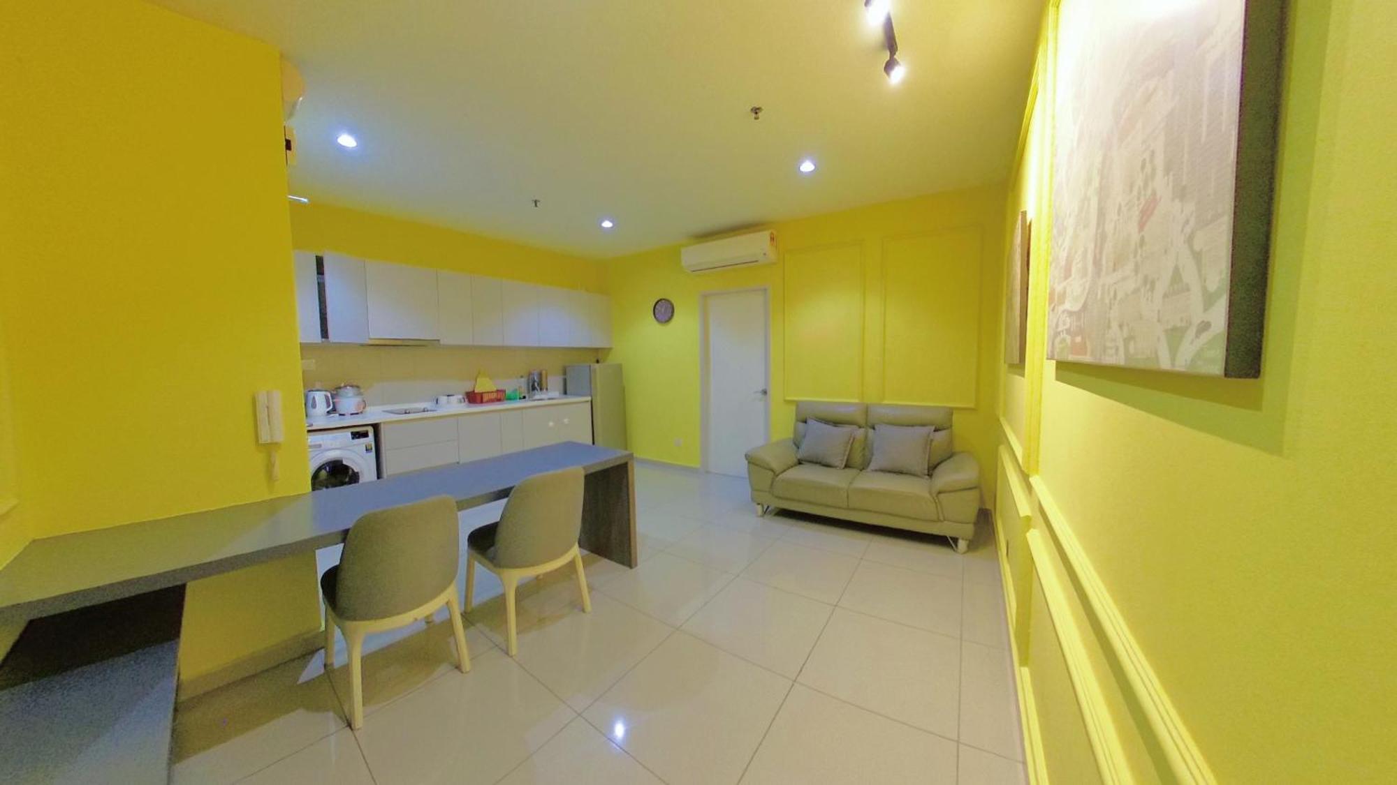 Apartment I-city Free Wifi 55inch Smarttv Car Park Fit 5pax