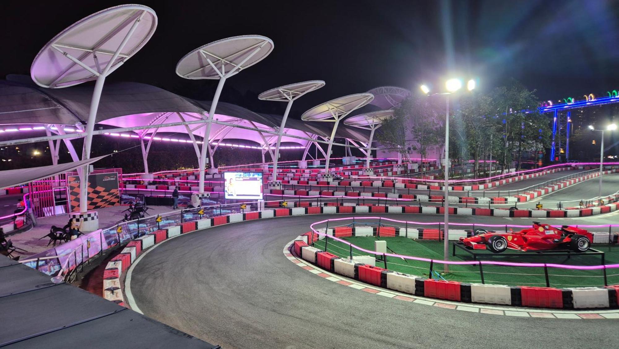 I-city Free Wifi 55inch Smarttv Car Park Fit 5pax Apartment